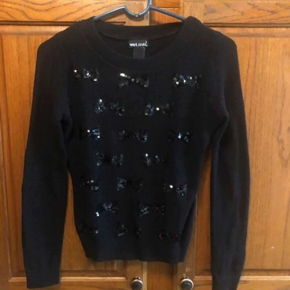 Vintage Wet Seal Juniors Long sleeve Black sweater with sequined Bows size Jr L